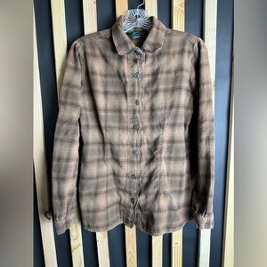 Woolrich Women’s Medium Button Up Brown Flannel